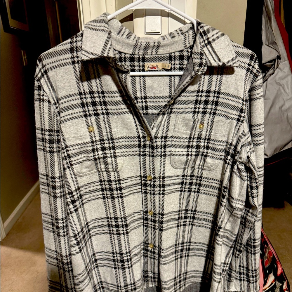 Faherty legand Black and Gray Plaid Shirt
